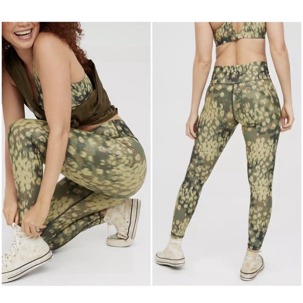 NWOT. Aerie. Real Me High Waisted, Crossover Legging. Olive Fun. Size Small.